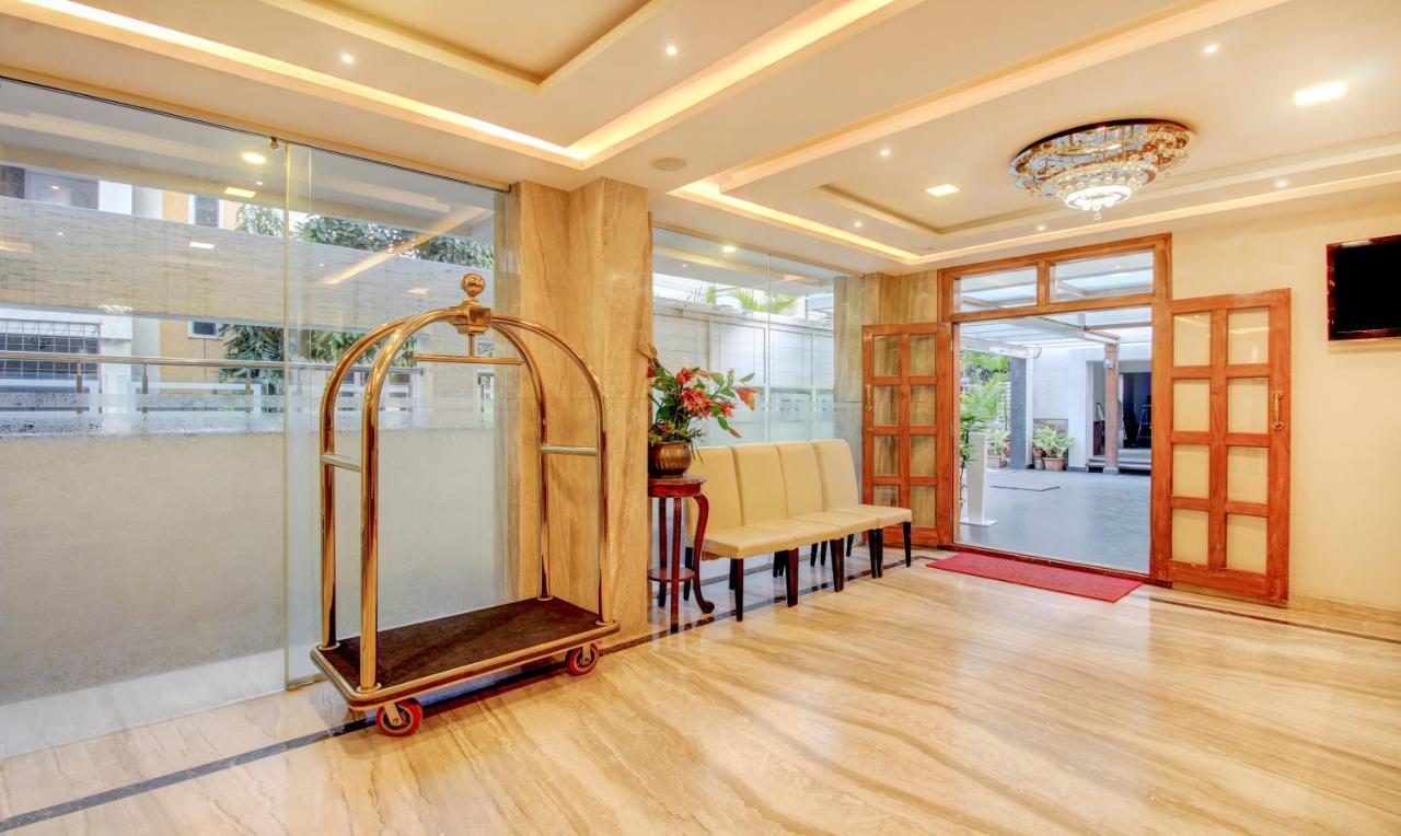 Treebo The Sai Leela Suites R T Nagar Bangalore Eksteriør bilde