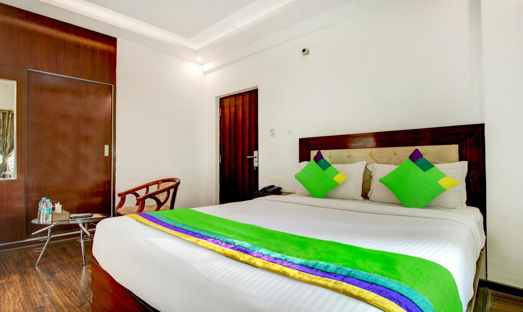 Treebo The Sai Leela Suites R T Nagar Bangalore Eksteriør bilde