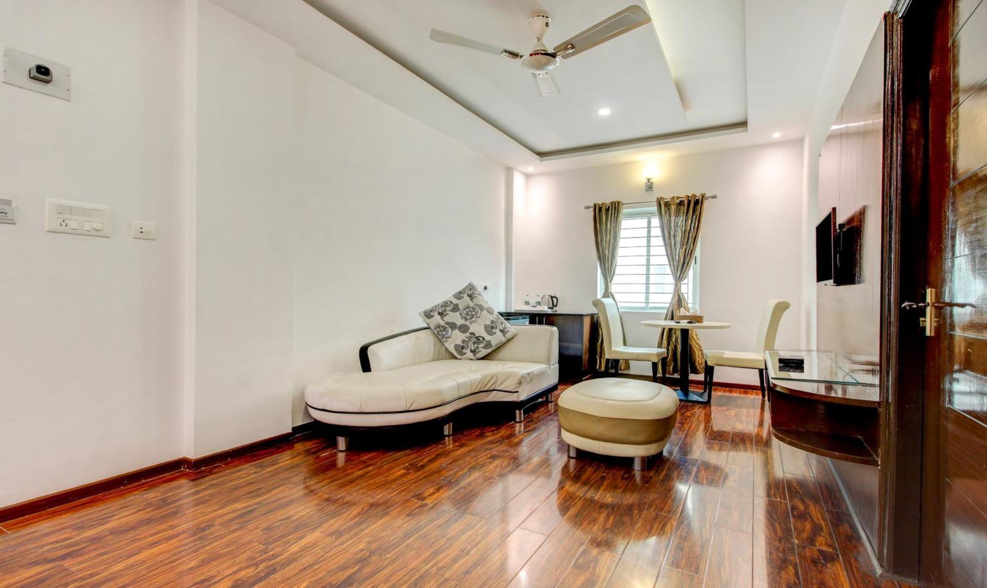 Treebo The Sai Leela Suites R T Nagar Bangalore Eksteriør bilde